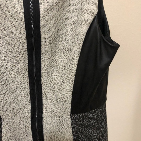 Kensie Dress - Like New - Picture 8 of 11